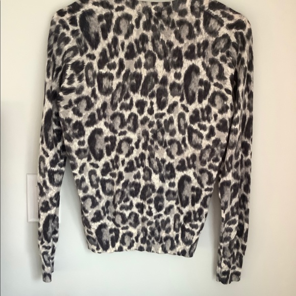 🦋2 for $35 Banana Republic Animal Print Cardigan - Picture 3 of 7